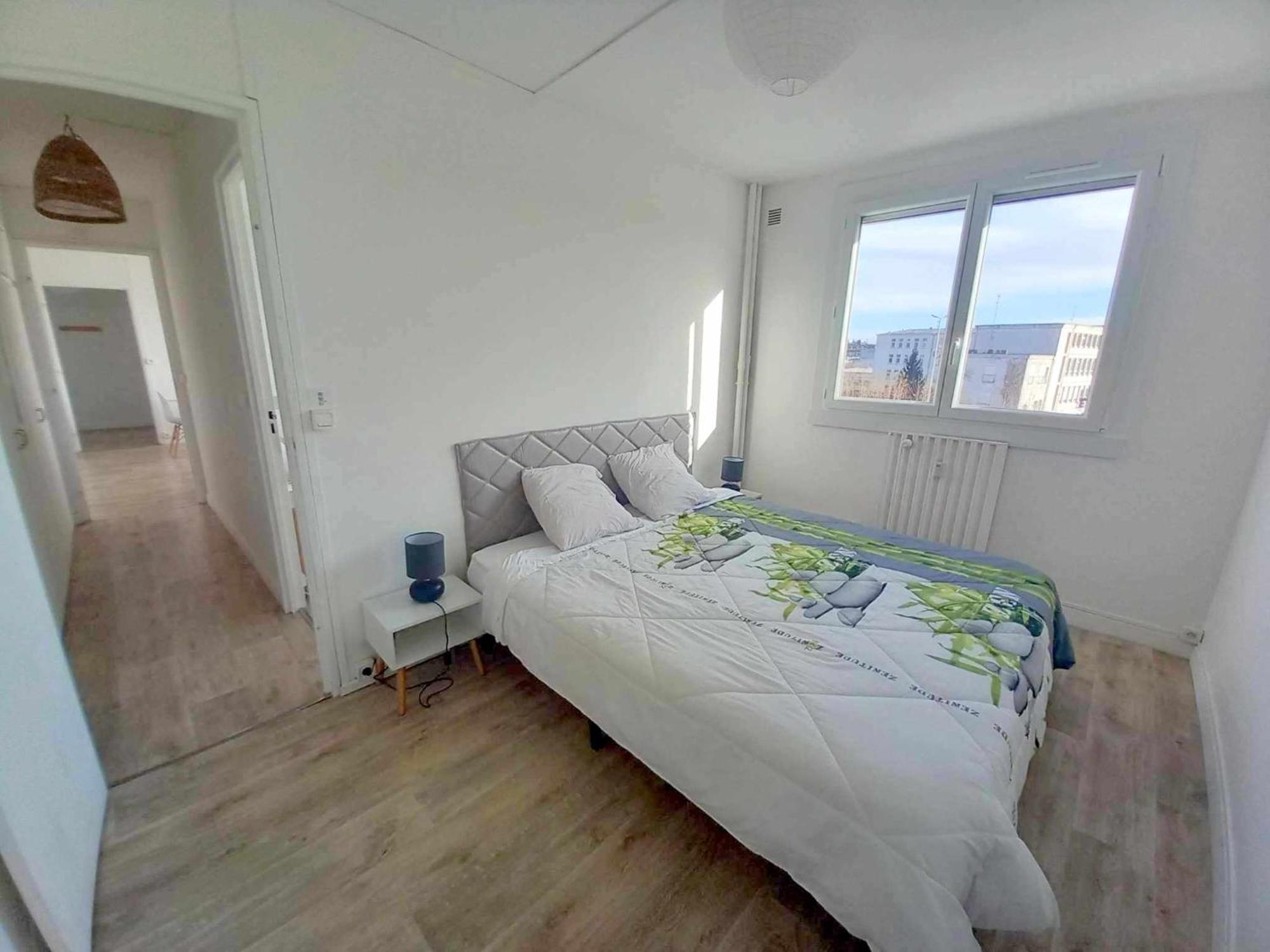 Appartamento T3 57M2 Avec Balcon Proche Gare Sncf, Wifi Et Cafe Et The Offerts Orléans Esterno foto