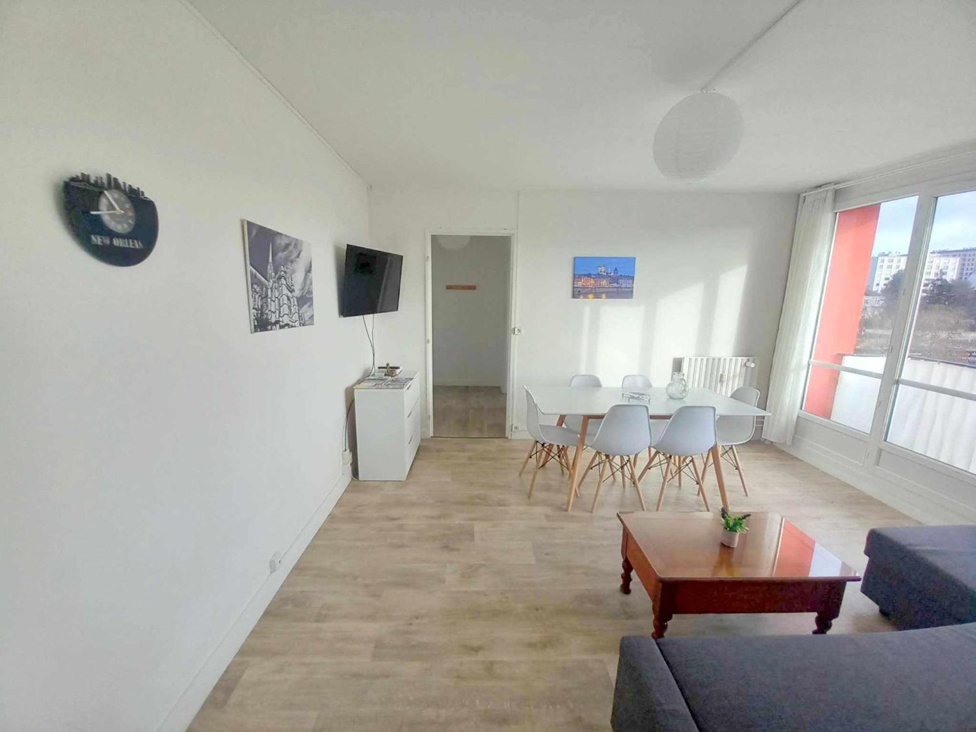 Appartamento T3 57M2 Avec Balcon Proche Gare Sncf, Wifi Et Cafe Et The Offerts Orléans Esterno foto